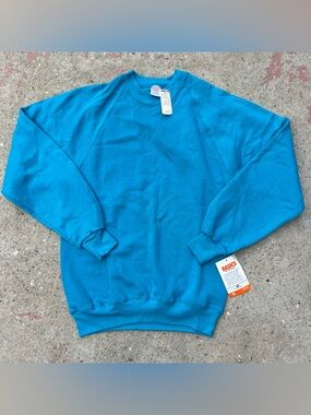 Vintage Russell Athletic Basic Blue Sweater Crewneck 80s Montgomery Ward M NEW